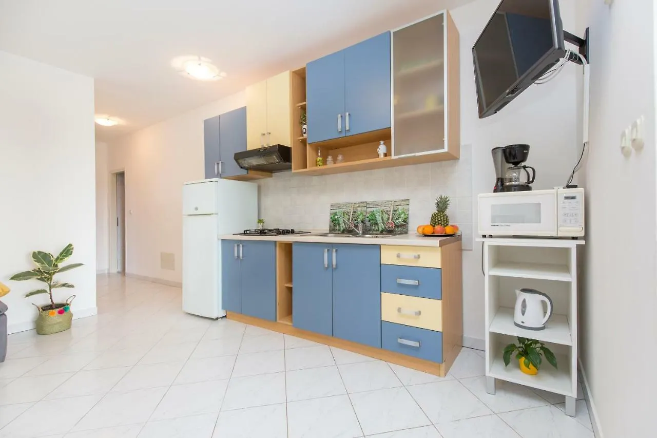Apartments Cekada Labin