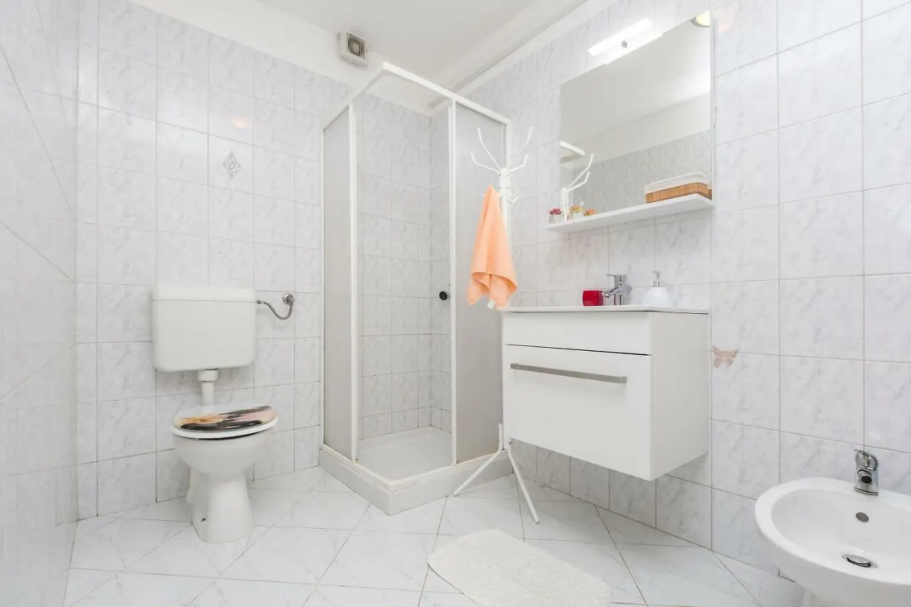 Apartments Cekada Labin  Labin (Istria)
