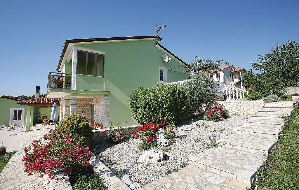 Apartments Cekada 0*, Labin (Istria)