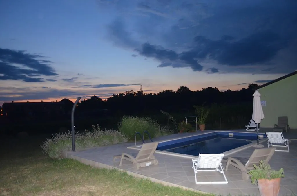 Apartments Cekada Labin