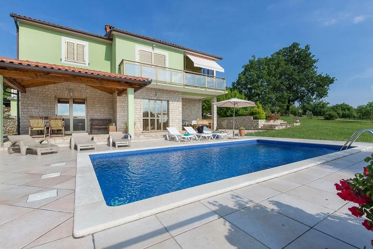 Apartments Cekada Labin