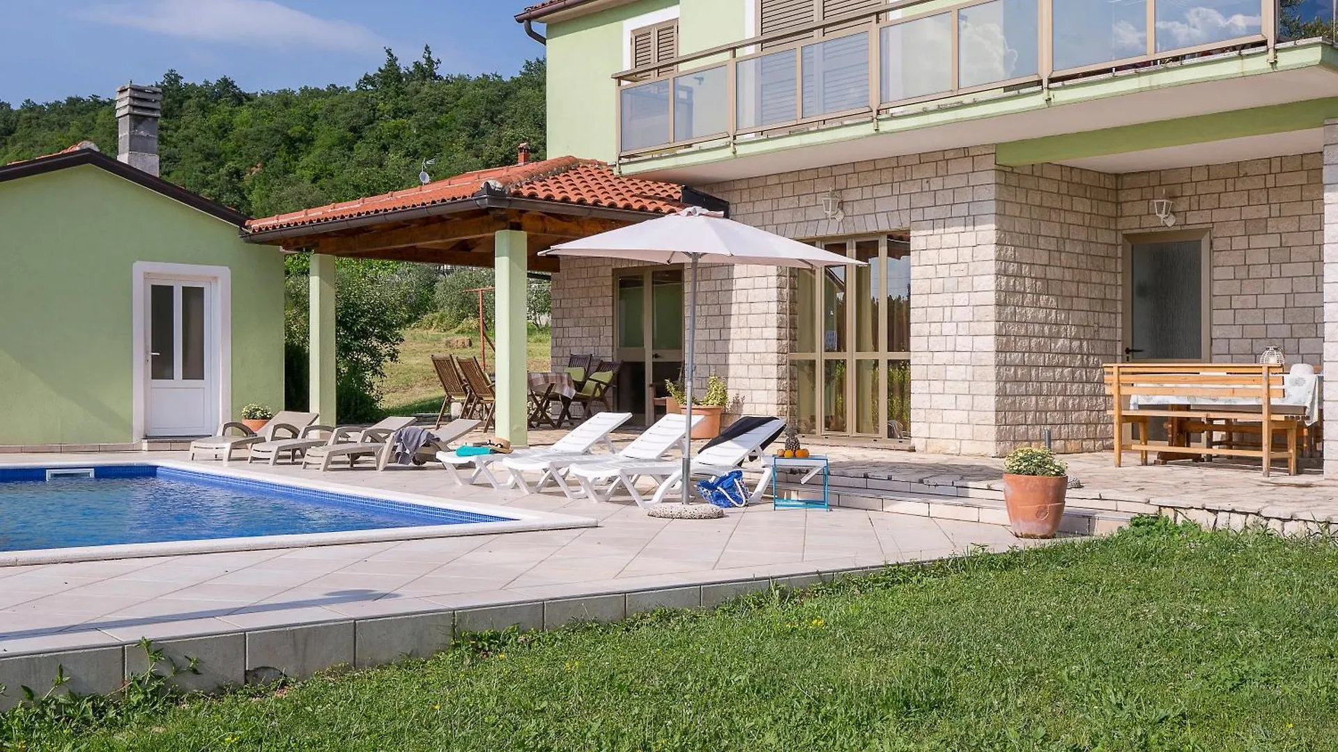 Apartments Cekada Labin  Croatia
