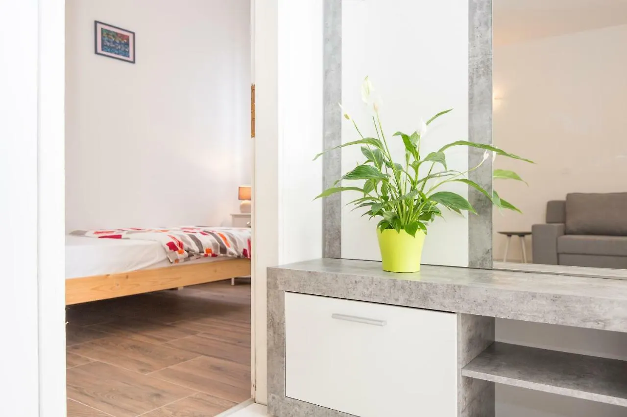 Apartments Cekada Labin